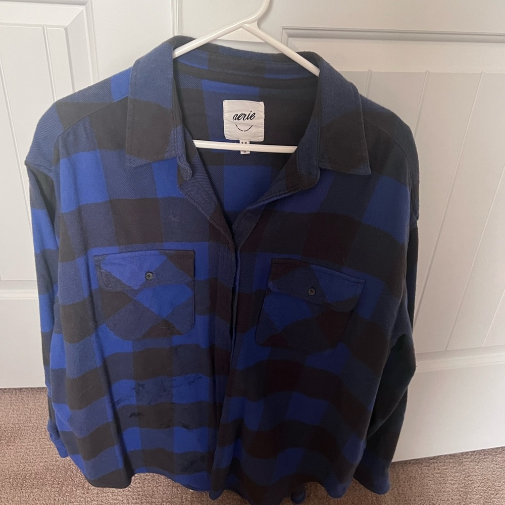 Aerie by American eagle woman’s med Blue and Black Checkered flannel Shirt